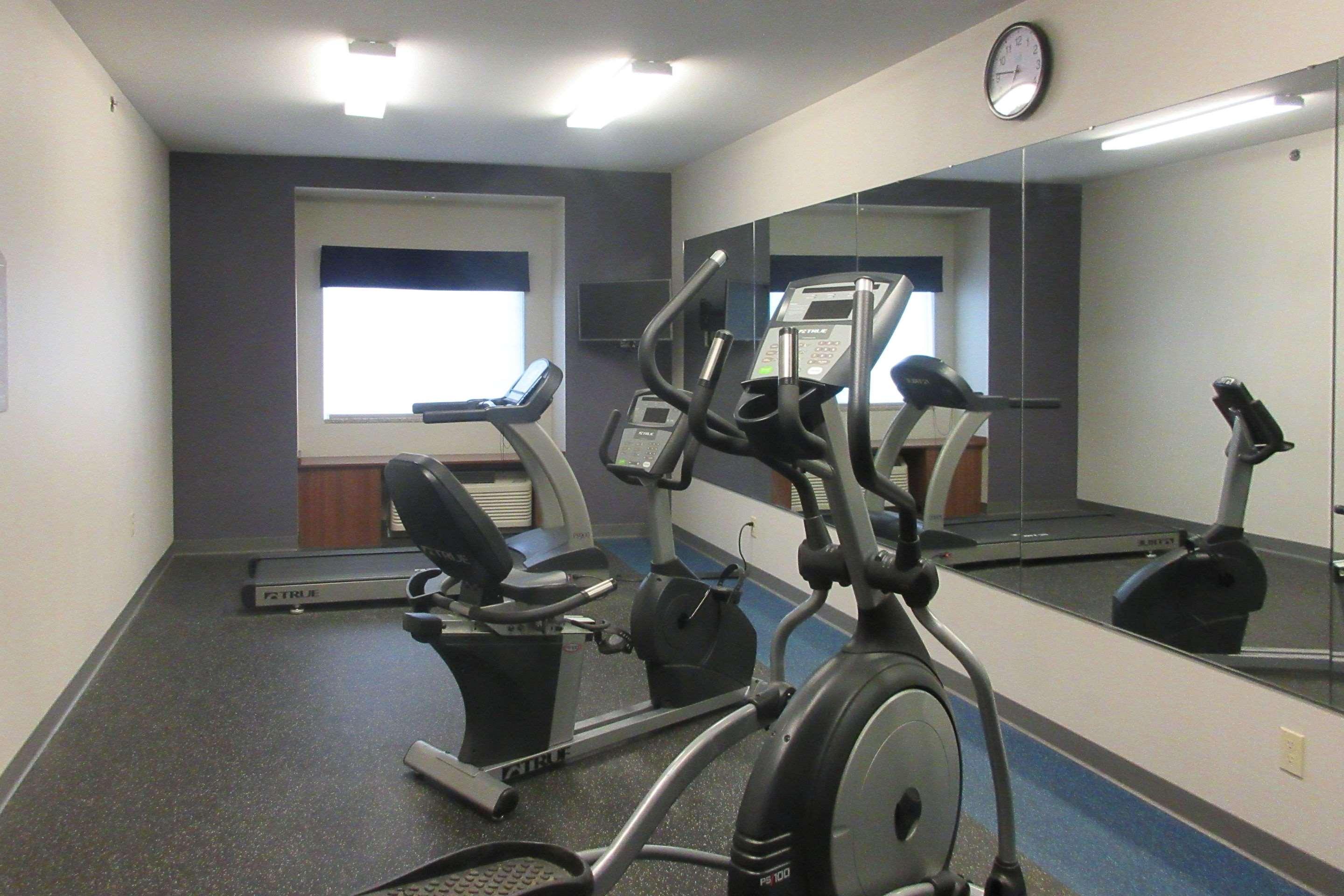 Quality Inn & Suites Caldwell I-77 Экстерьер фото